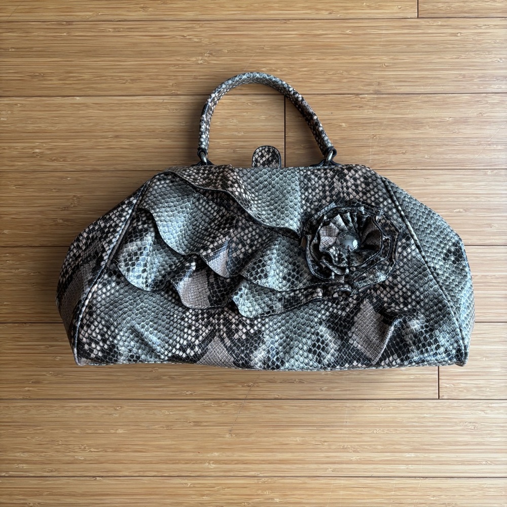 Vintage Y2K faux leather rosette satchel purse